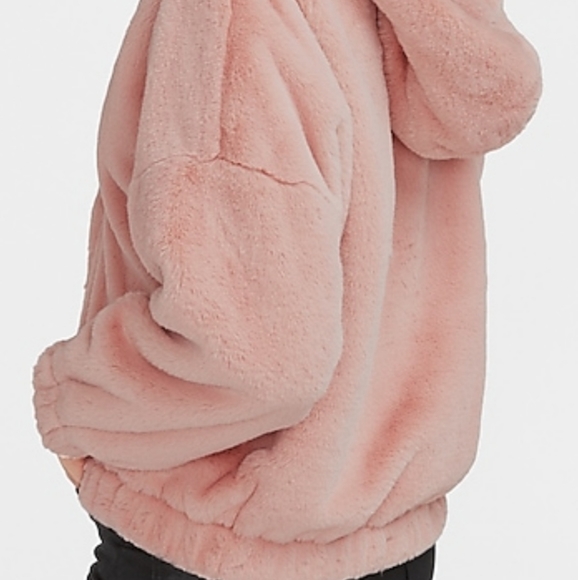 NWT Express Cozy Faux Fur Hoodie in Dusty Pink - Picture 3 of 6